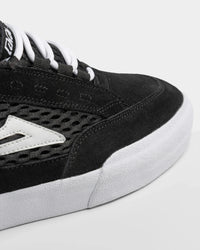 Aran - Black Suede White