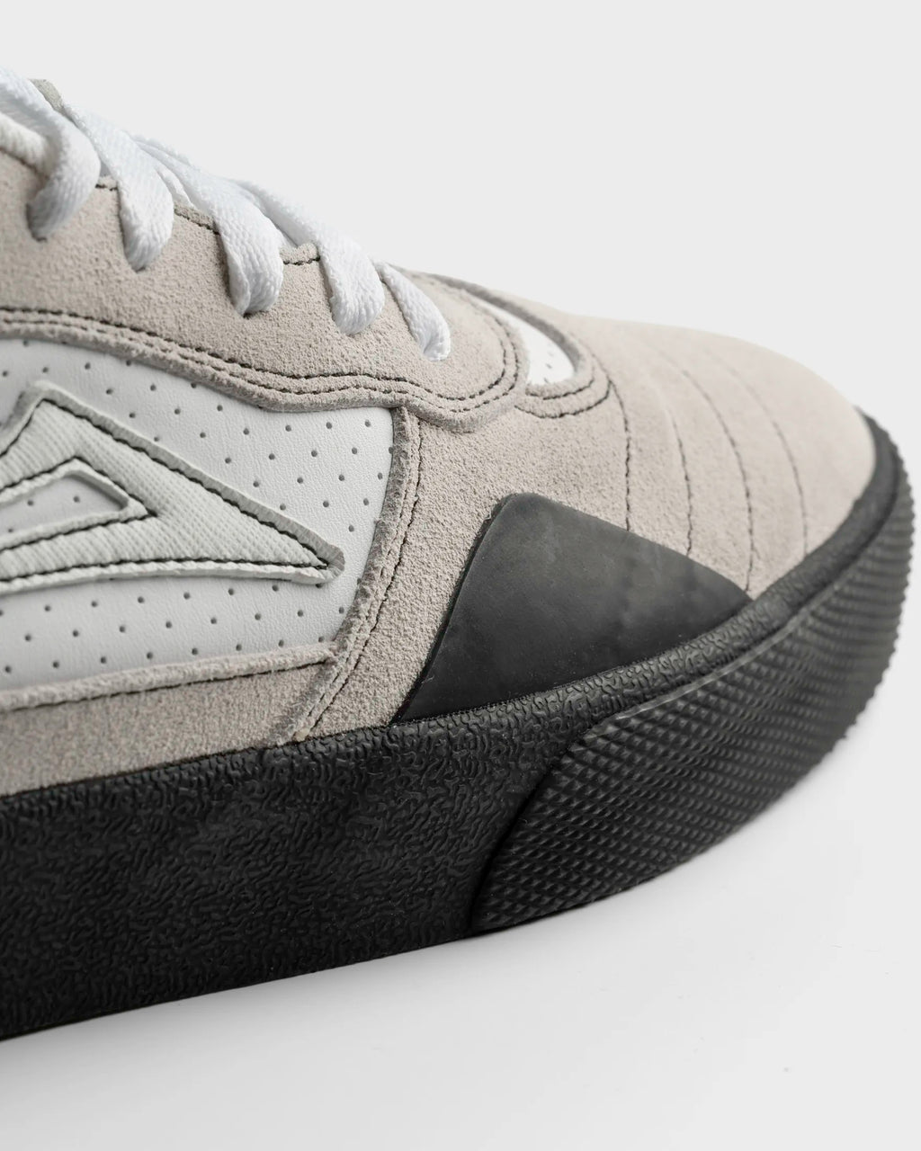 Cambridge Elite - Macba Life Blanco y Negro