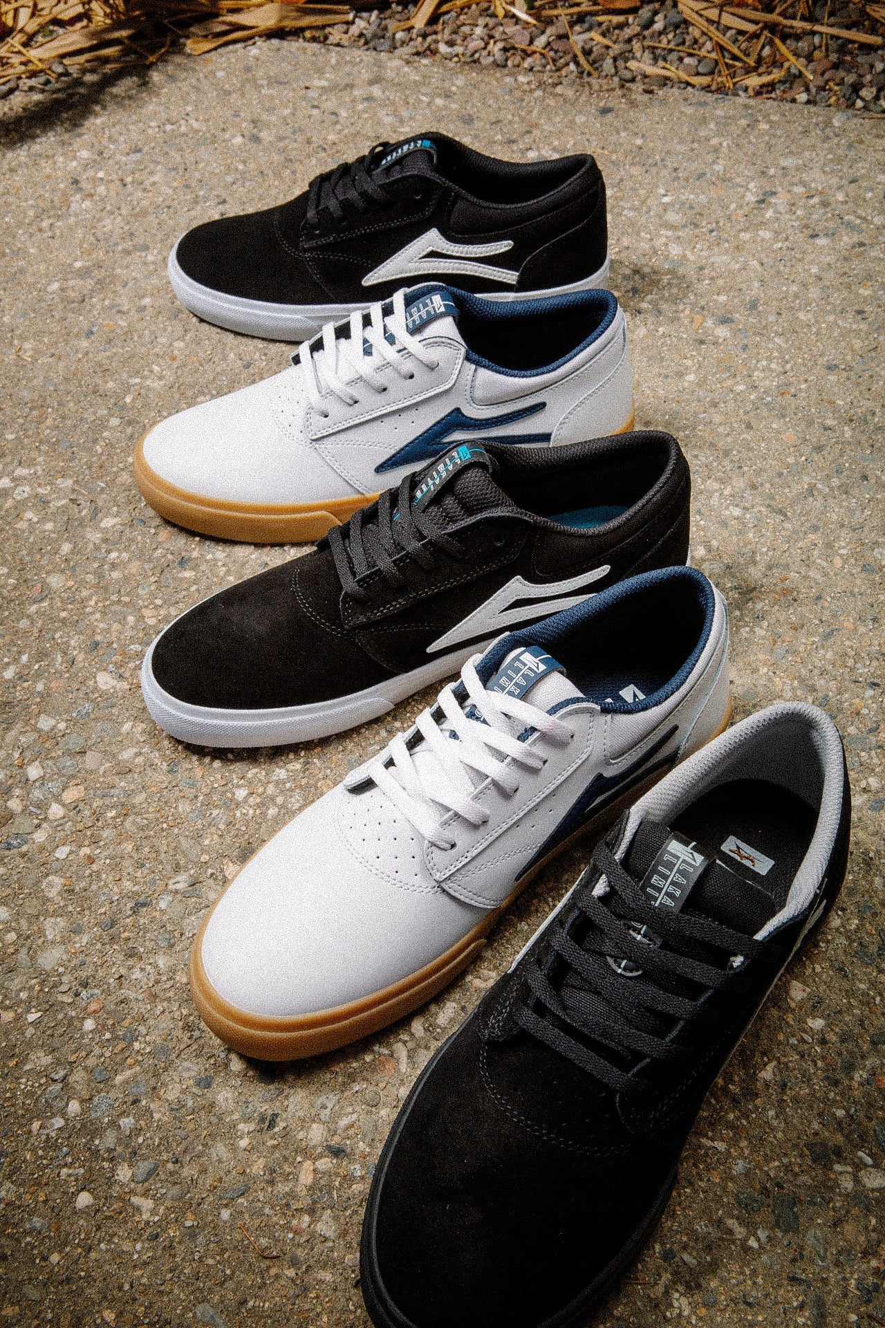 Griffin - Black Suede