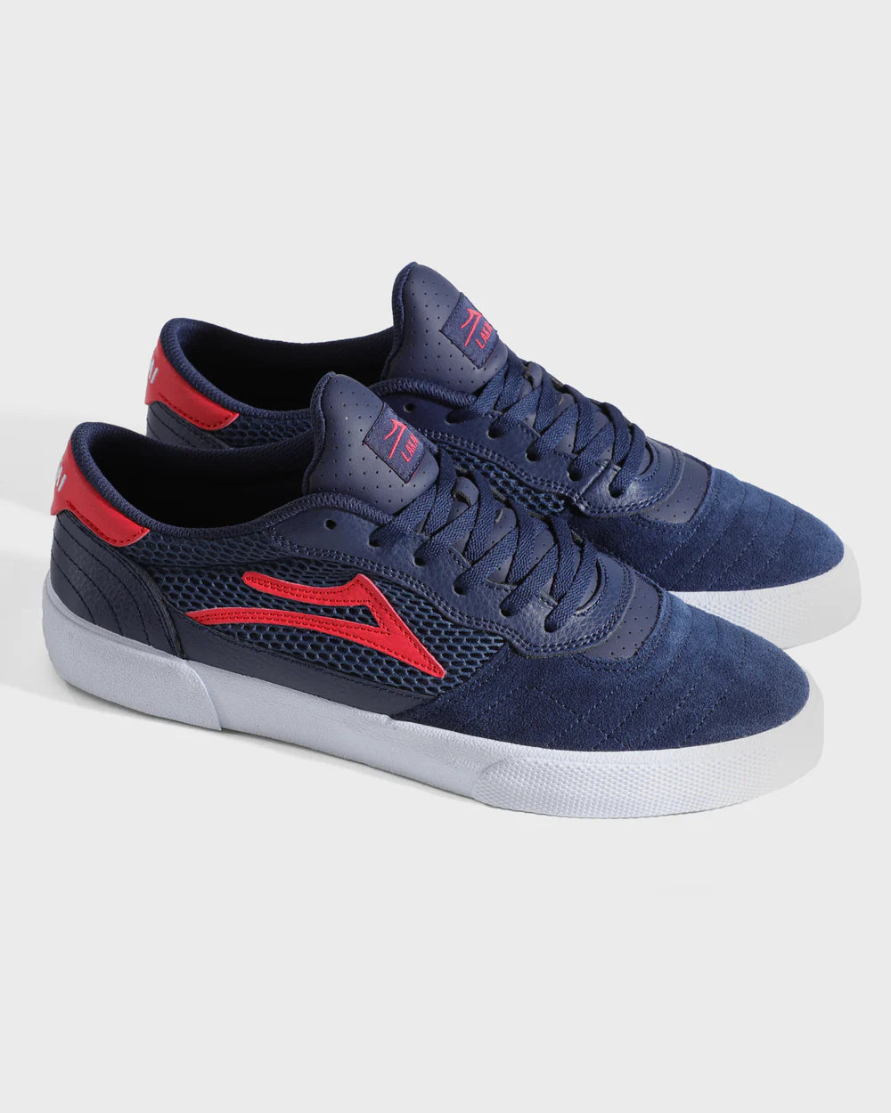 Cambridge – Marineblau/Rotes Wildleder