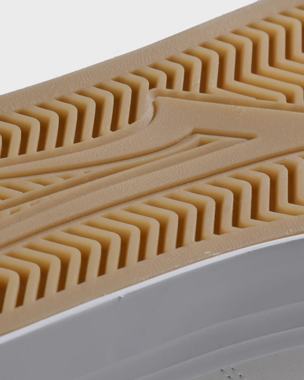 Griffin (Sale) - White/Pine Leather