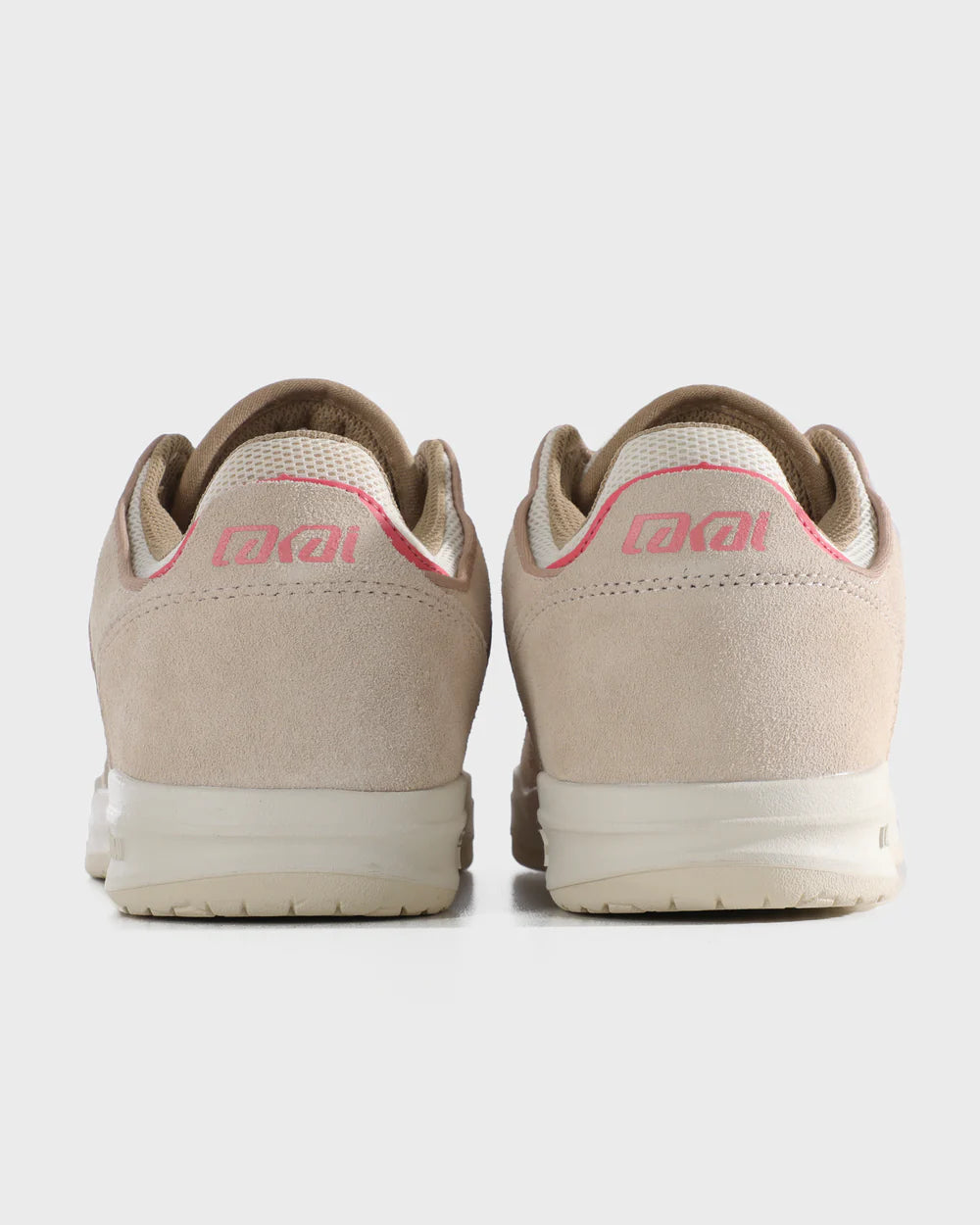 Telford Low - Nebel-Wildleder-Erdbeere