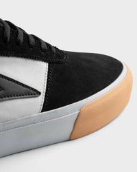 Manchester - Black White Gum Toe