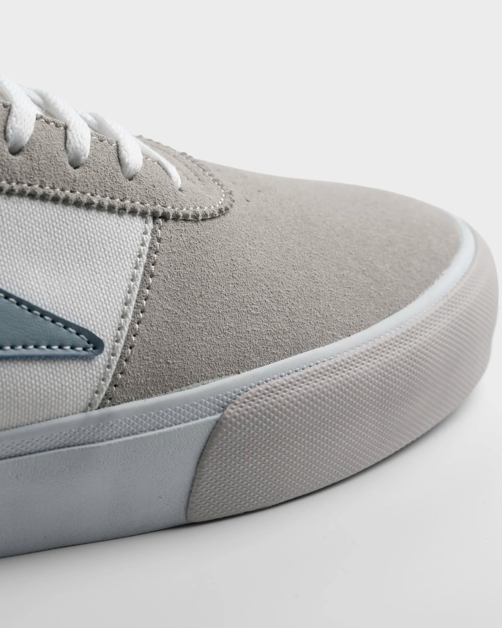Manchester - Glacier Grey/White