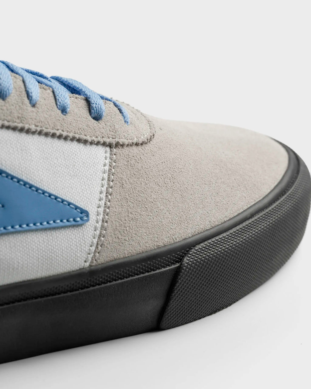 Manchester – Weiß/Hellblau/Schwarz