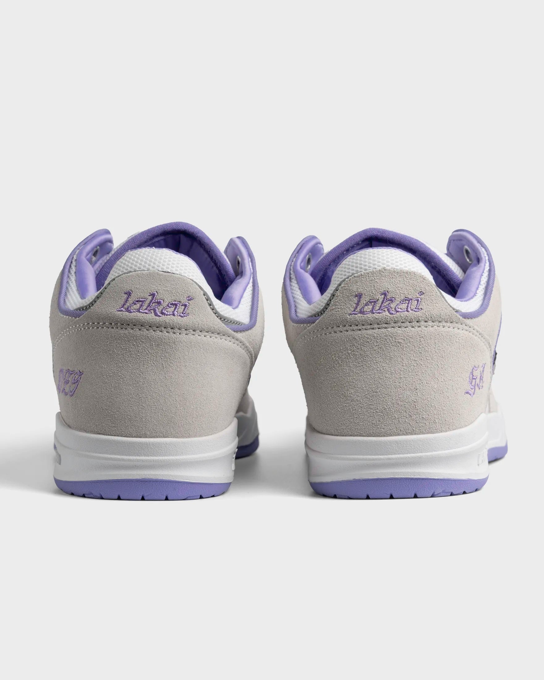 Telford Low  -  Gabryel Aguilar