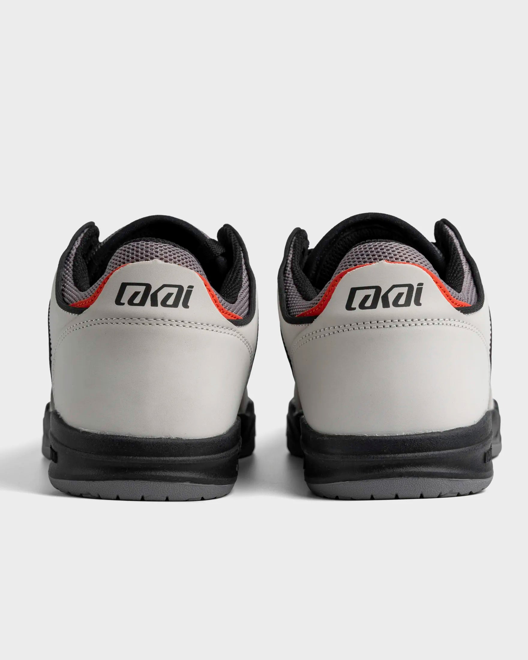 Telford Low - Branco/Pomba/Coral